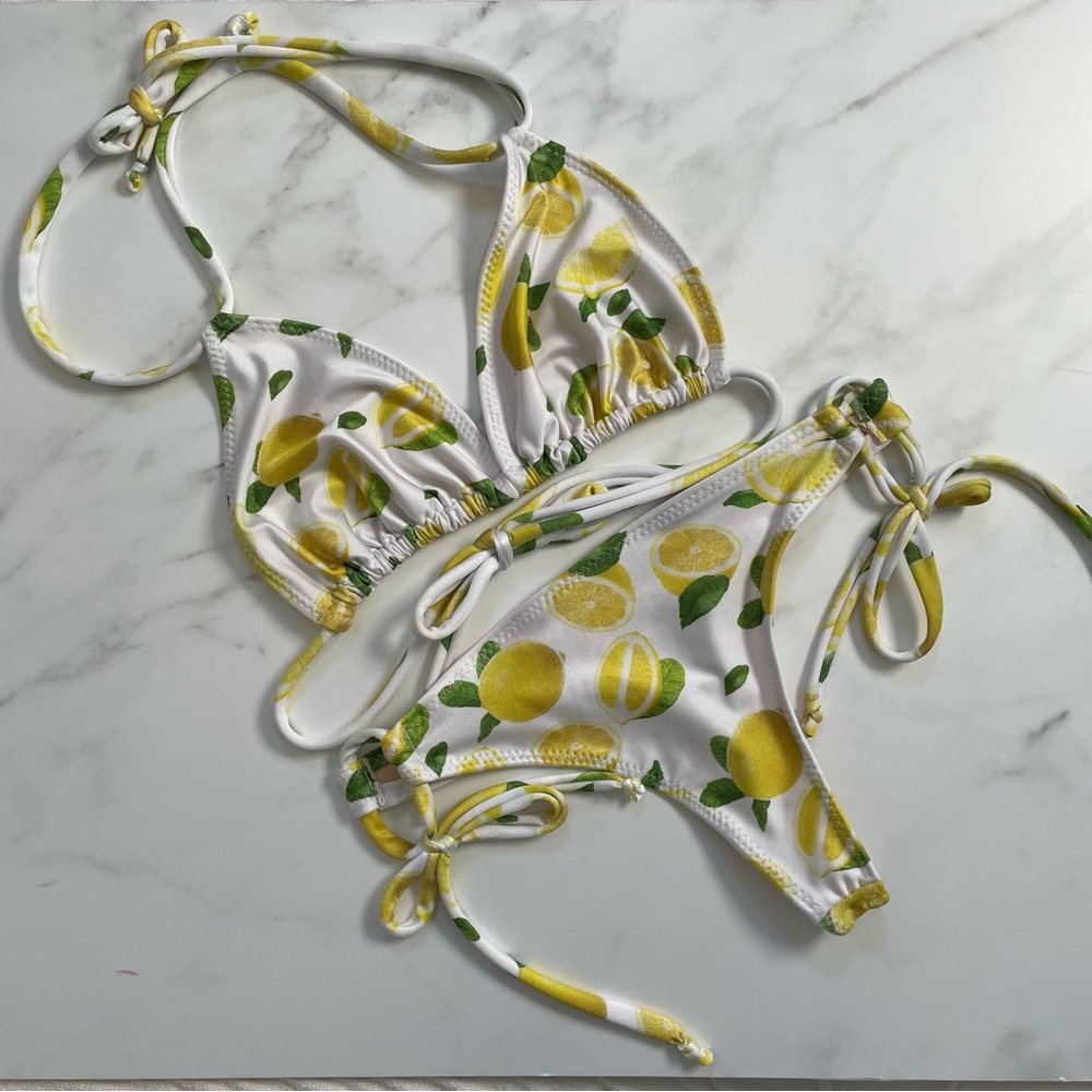 Lemon white thong string bikini - Picture 4 of 8